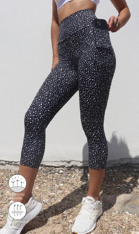 Star Dust Body Luxe Capri Leggings with Pockets