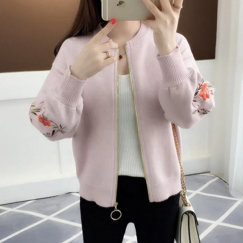 New Arrival Sleeve Flower Embroidery Zip Front Women Short Sweater Coat