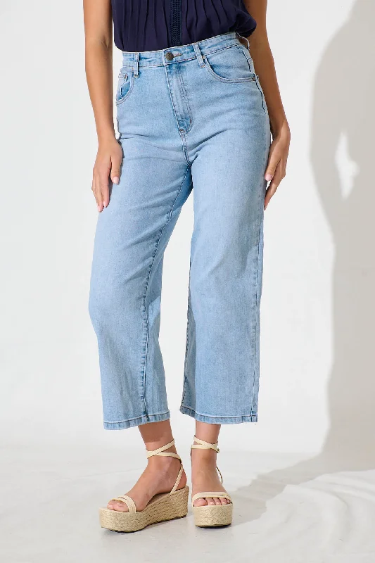 Aidy High Rise Relaxed Leg Crop Jean in Light Blue Denim